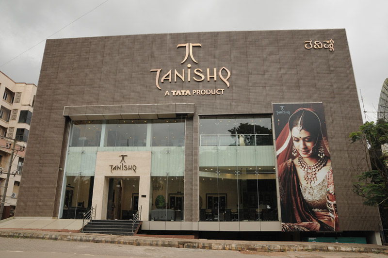 Tanishq chembur sale