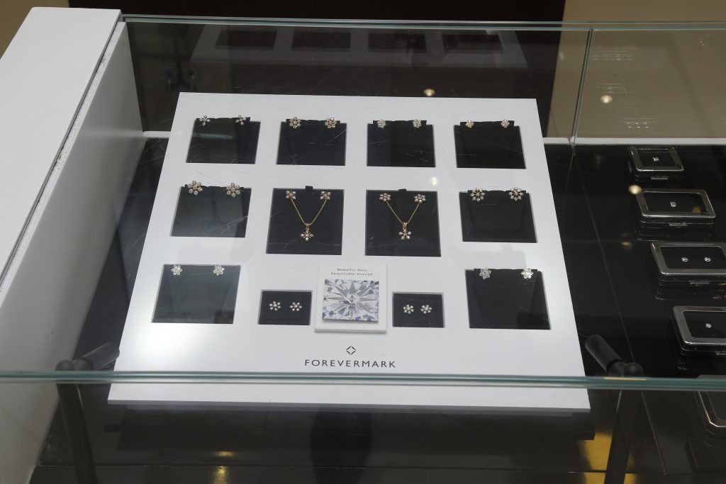Diamond Showcase present by Forevermark and Apranje Jewellers