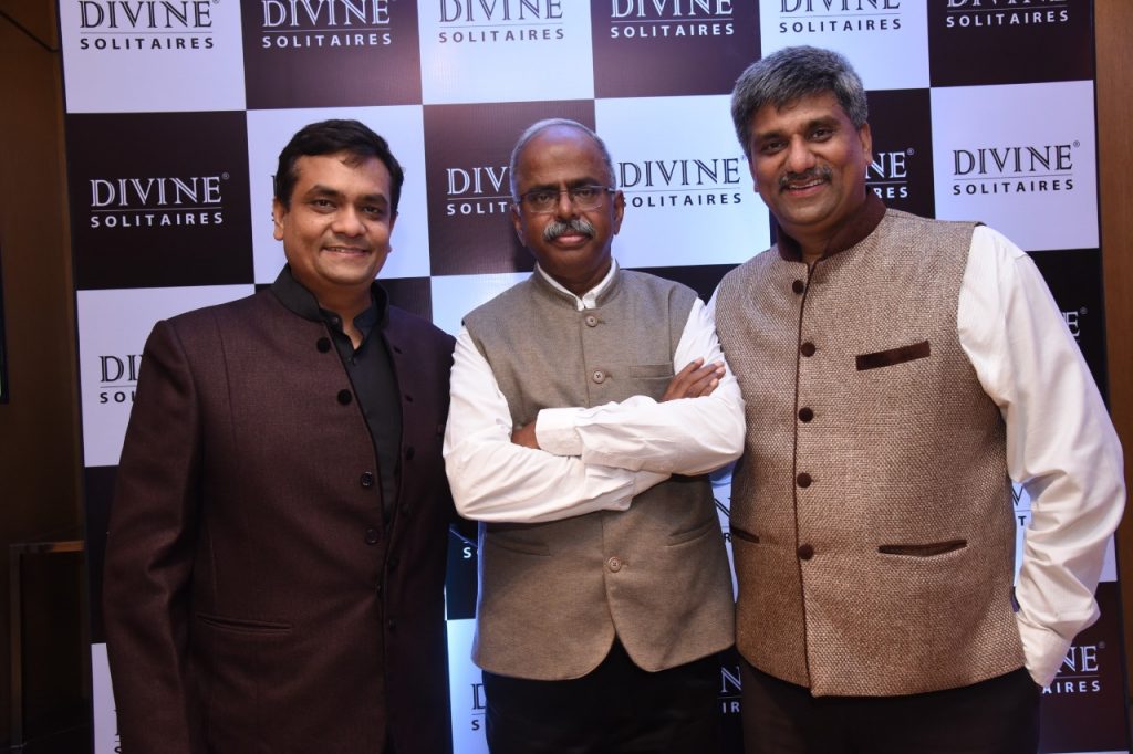 (L-R) - Mr Jignesh Mehta, Dr. Velumani & Mr Shailen Mehta