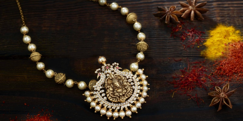 Peacock inspired neck piece jewellery