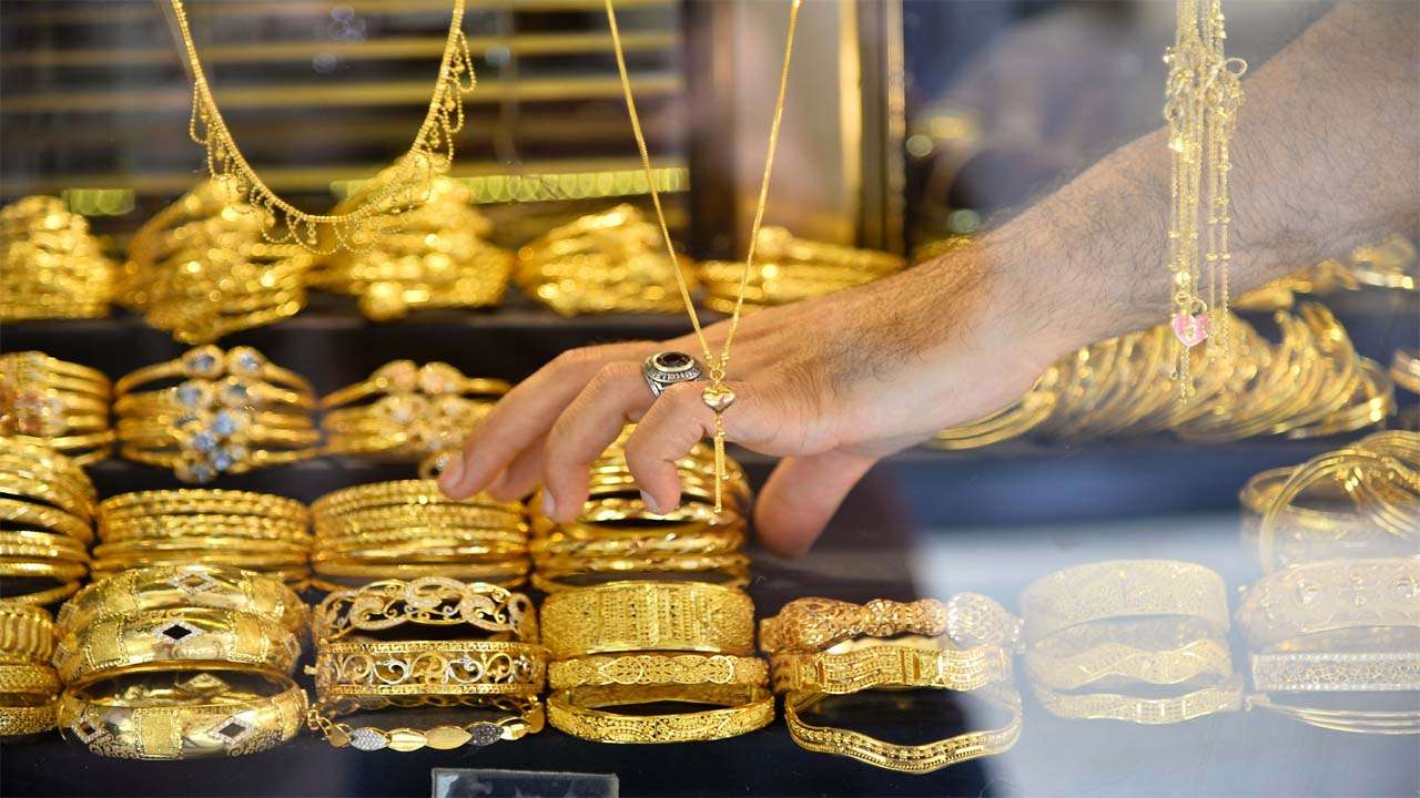 Mandatory hallmarking of gold jewellery on track