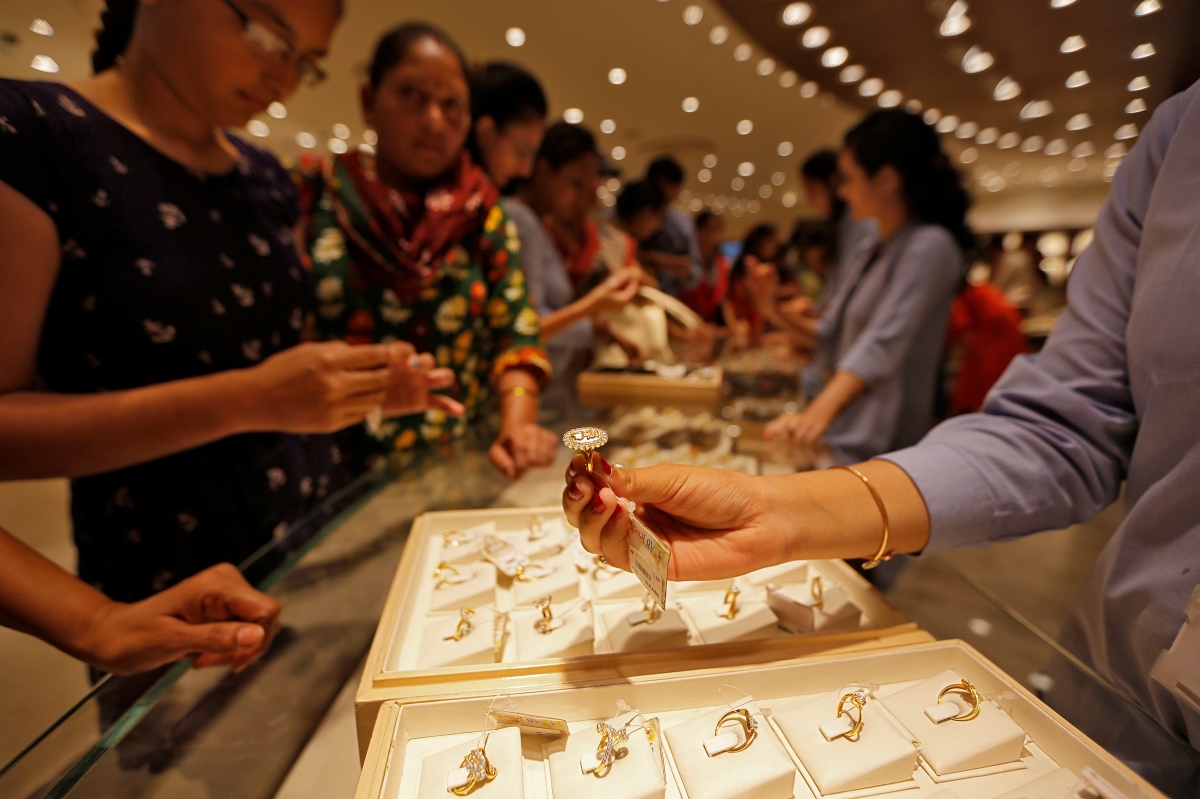 Gold jewellery sales worth Rs 7,500 crores on Dhanteras festival