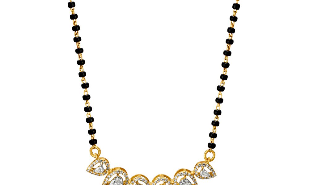 Tanishq’s new range of mangalsturas – Dōr, are truly a symbol of tradition