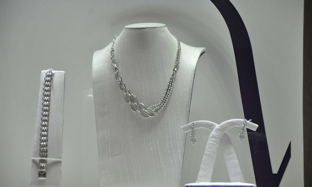 Platinum jewellery witnesses significant growth in Q4, 2021; festive and wedding seasons continue to drive sales