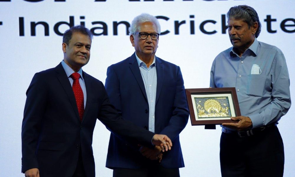 Former Indian crickets, Kapil Dev and Mohinder Amarnath presented the 47th edition of India Gem & Jewellery Awards, organised by GJEPC in Mumbai