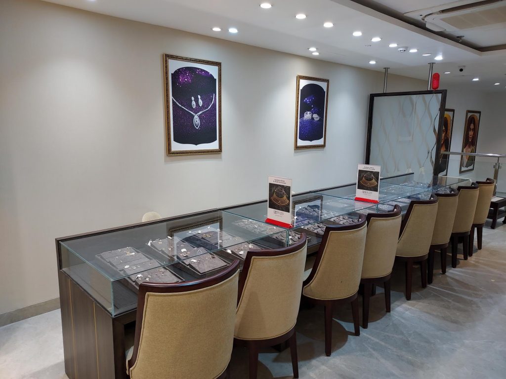 Reliance Jewels new showroom
