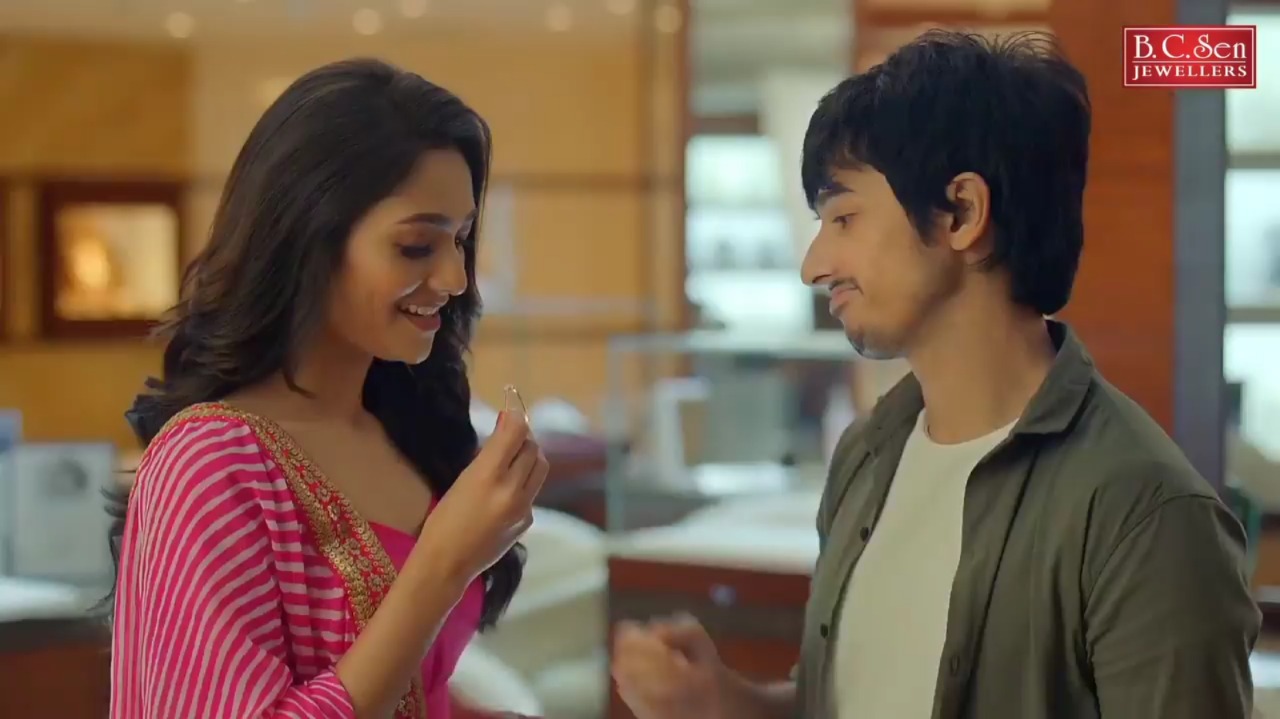 BC Sen Jewellers creates brilliant commercial for occasion-less gifting