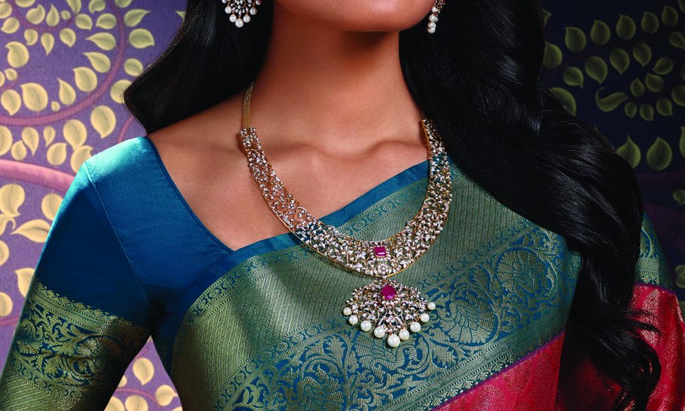 Reliance Jewels reveals the ‘Varalakshmi Collection 2022’ for South India with the campaign “Glow Like A Goddess”