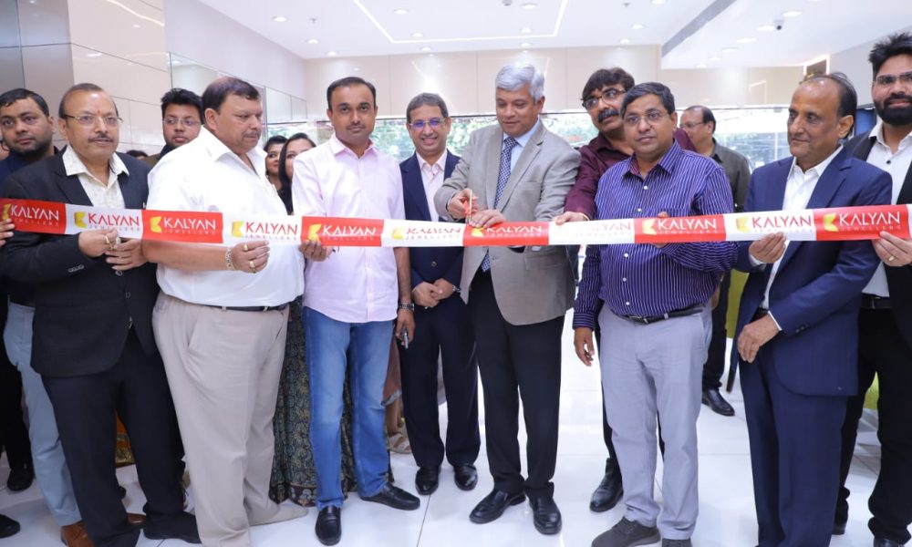 Kalyan Jewellers strengthens brand footprint in Delhi NCR with new showroom at Rajouri Garden
