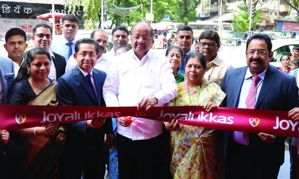 Joyalukkas opens new showroom in Mumbai’s Borivali