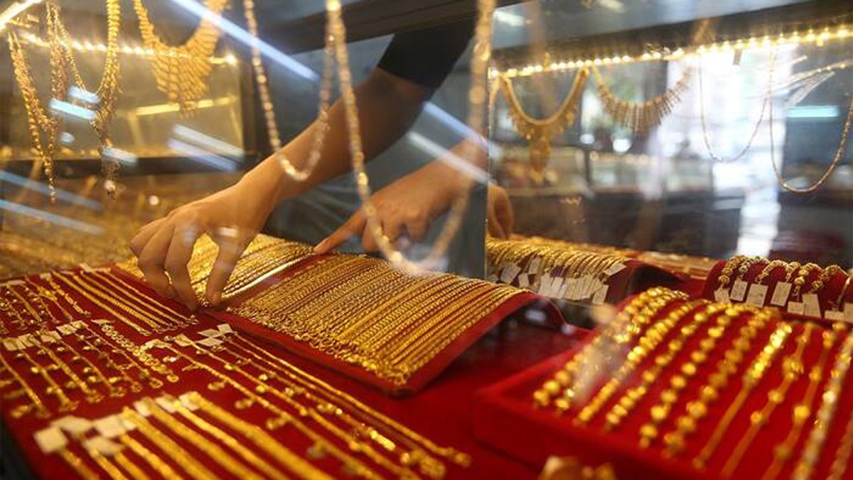Organised jewellery retailers to outpace industry growth over the medium term; revenue likely to grow 10% YoY in FY24: ICRA