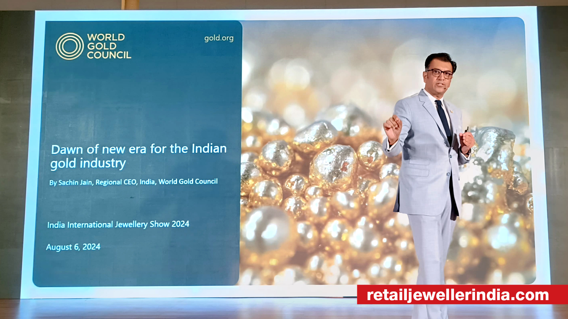 Sachin Jain, World Gold Council, unveils the logo of Indian gold industry’s self-regulatory future at IIJS Premiere 2024