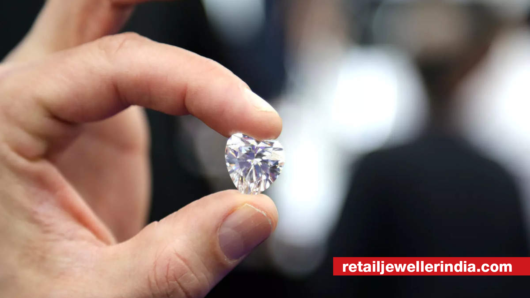 De Beers poised to comply with expanded G7 diamond restrictions 