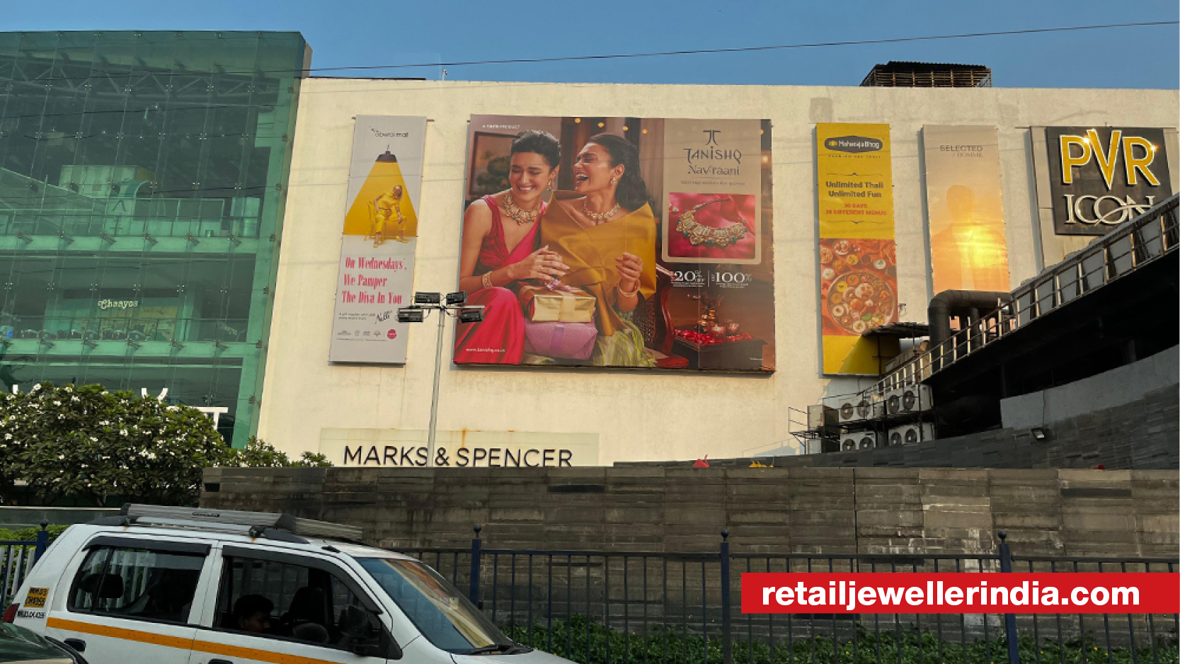 Tanishq promotes Navraani collection with captivating OOH campaign across Mumbai