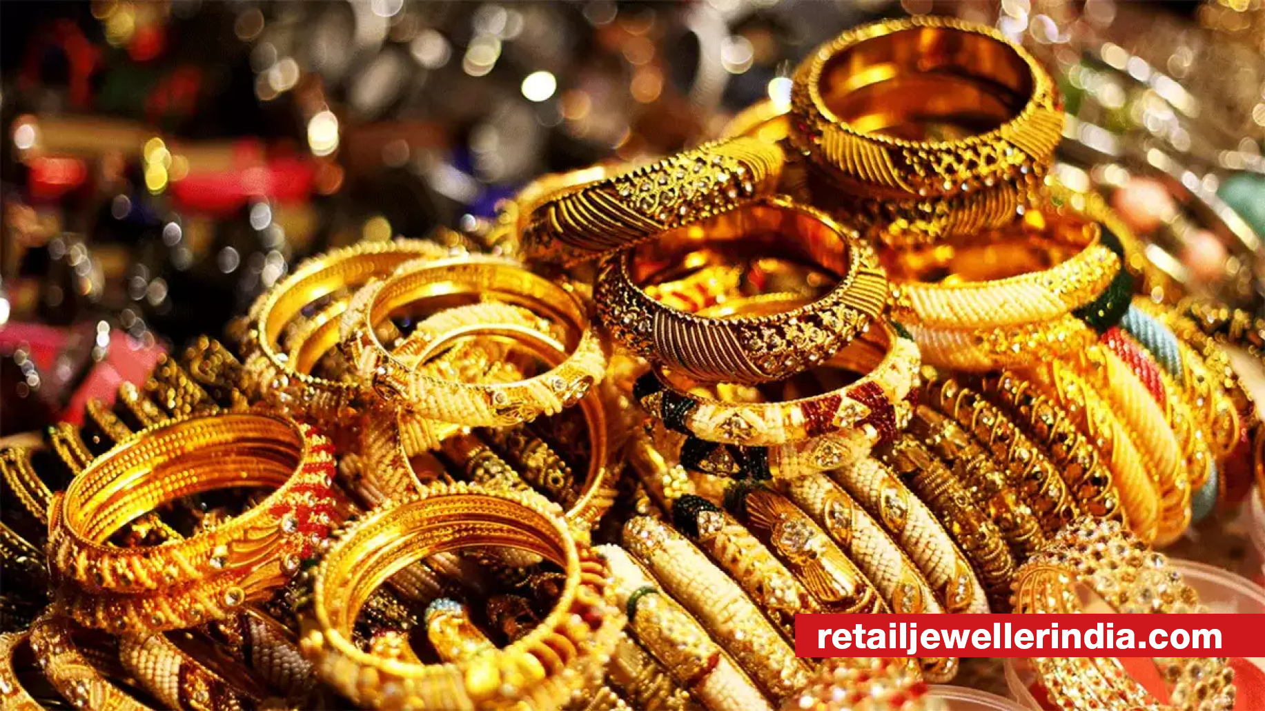 Gold prices surge to Rs. 78,300 amid safe-haven demand and festive buying